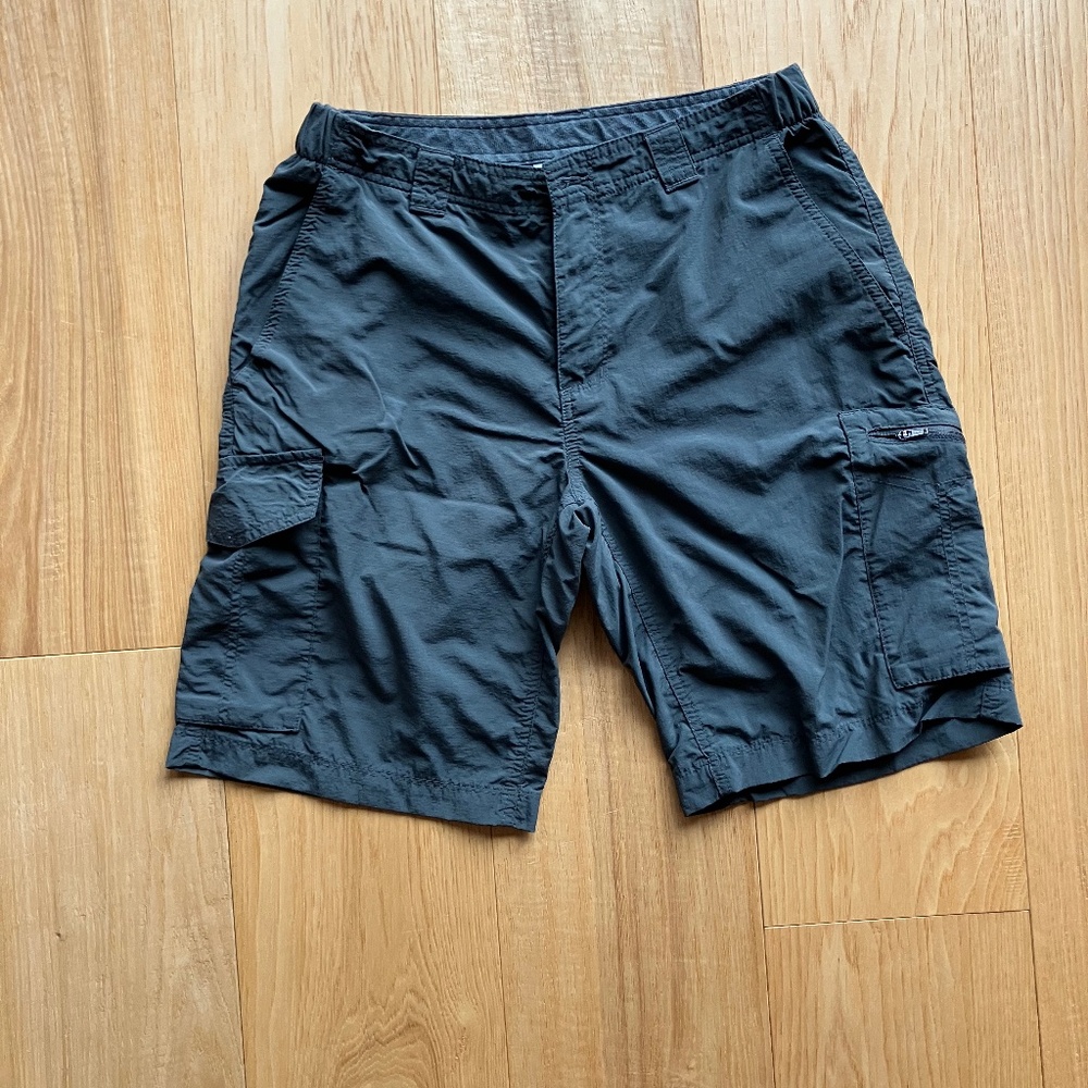 Columbia hiking shorts, size 30
